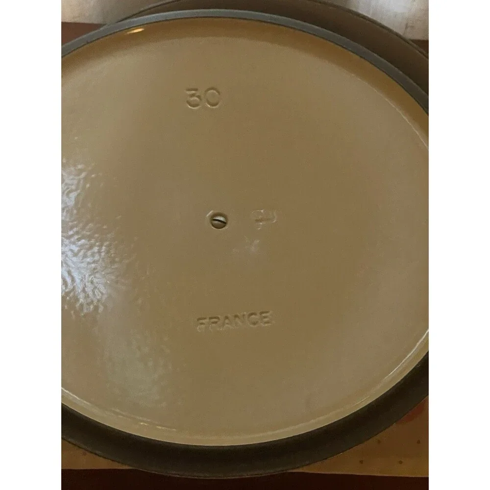 Le Creuset Classic #30 Braiser 3.5qt Enameled Cast Iron Discontinue Dijon Yellow